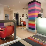 Lafayette מלון 3*