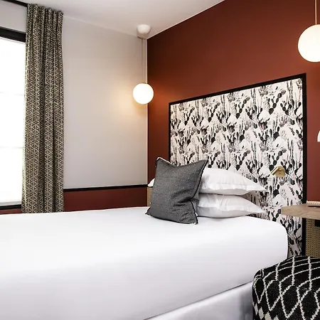 La Fayette Hotel 3*