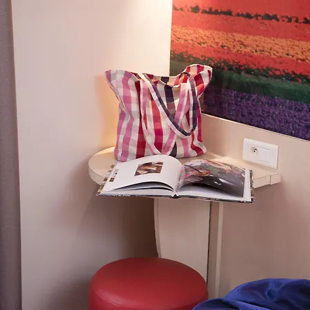 La Fayette Otel Paris