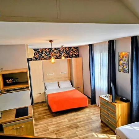 Hotell Lafayette 3*